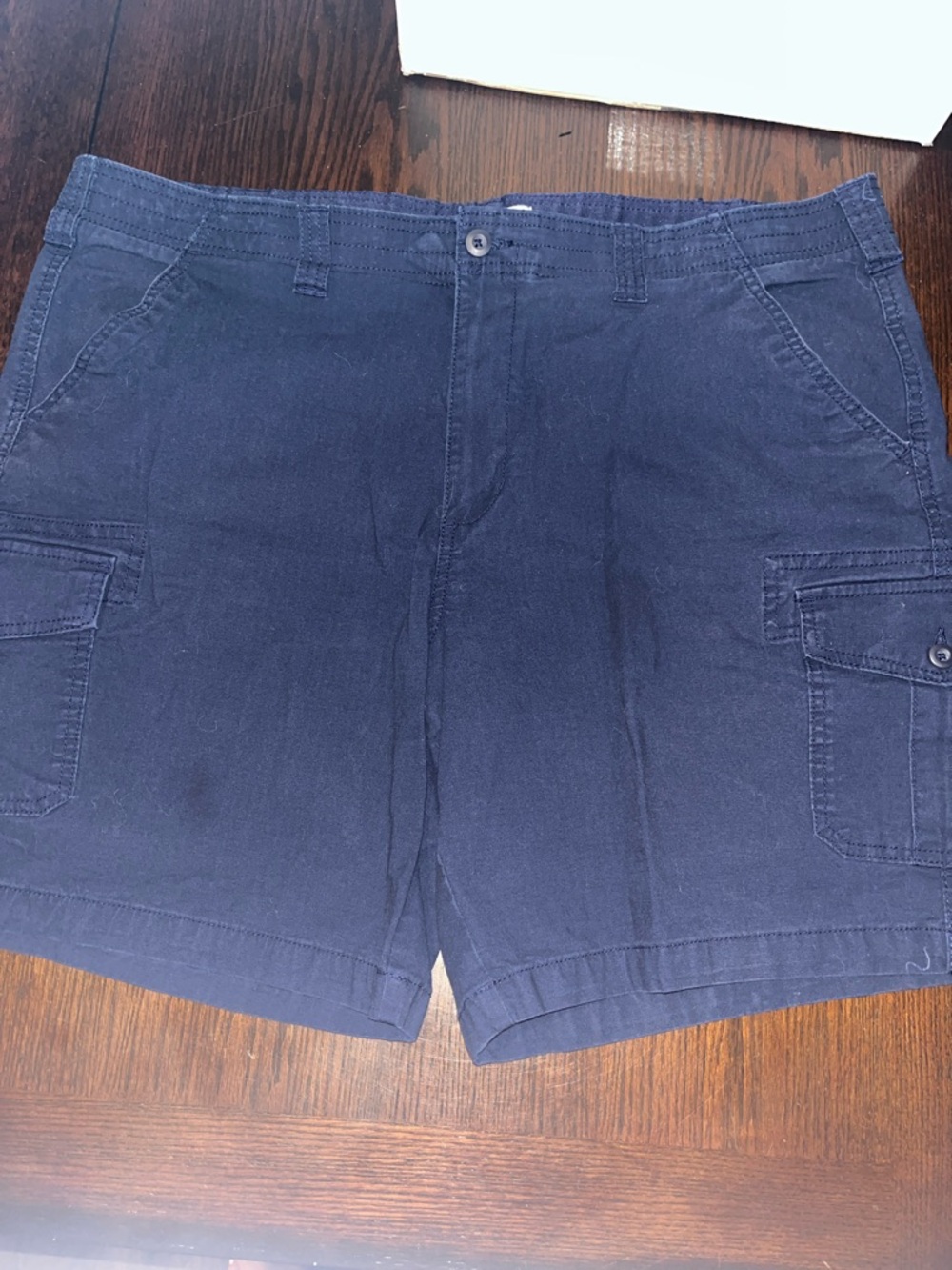 Casual Men's Navy Cargo Shorts with Utility Pockets